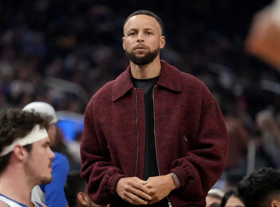 九游娱乐-库里：我现在依然沉浸在篮球的快乐中，短时间内不会考虑退役